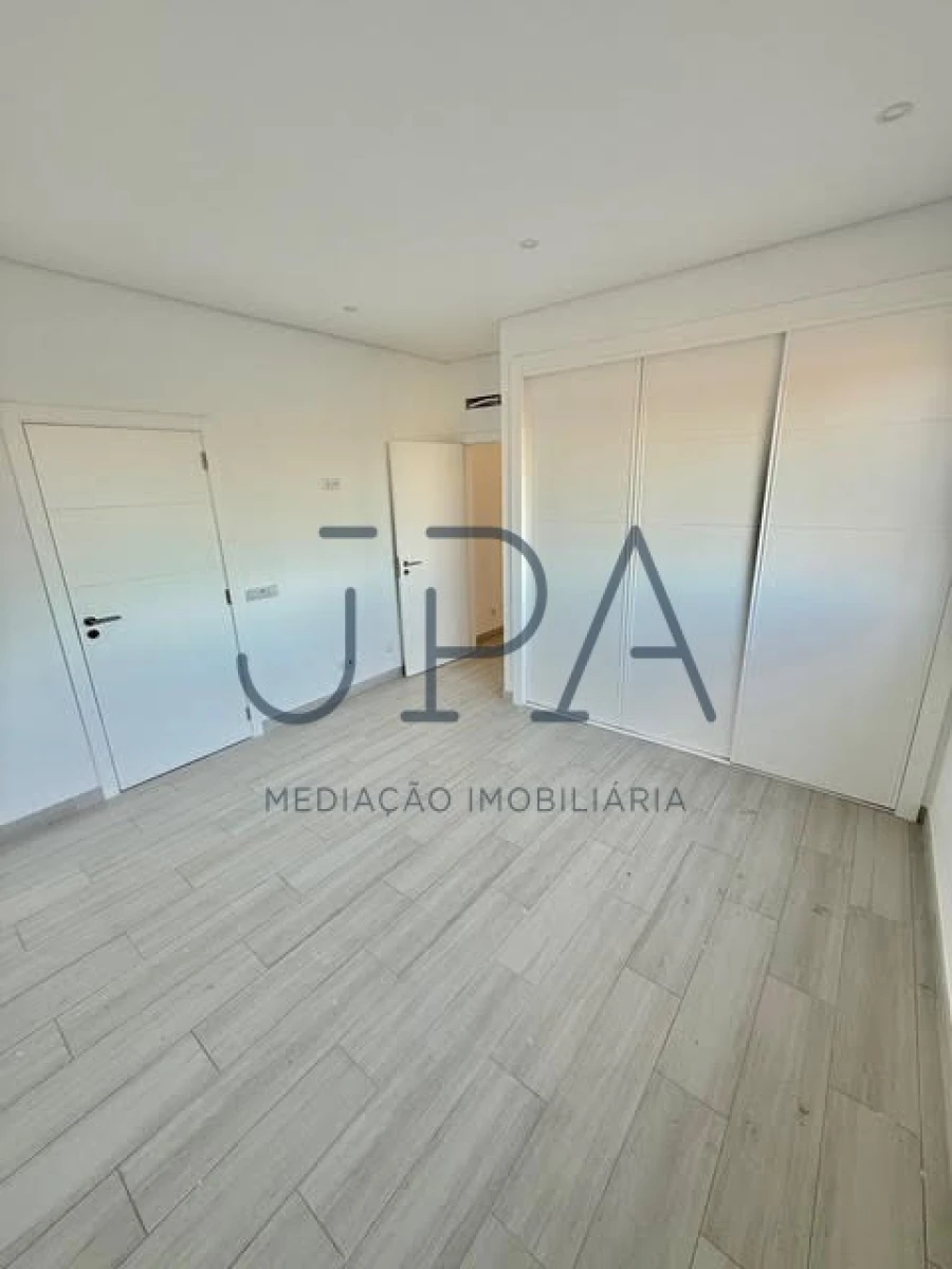 Moradia T3 para Venda em Altura Foto 12