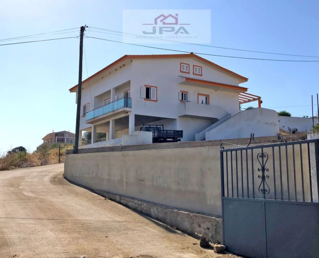 Moradia T3 para Venda em Castro Marim Foto 3