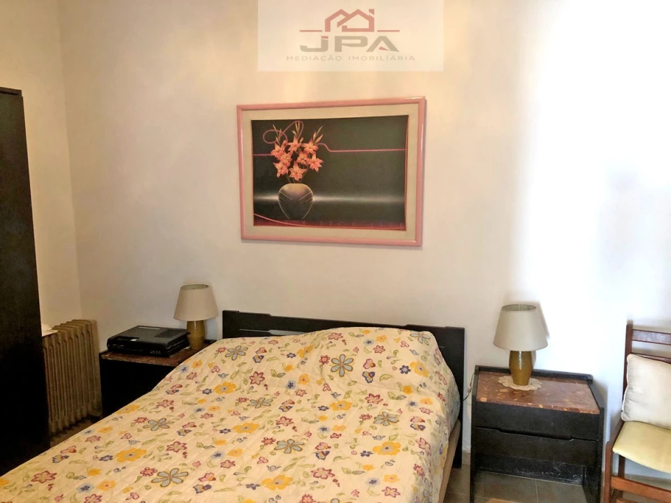 Moradia T4 para Venda em Azinhal Foto 4