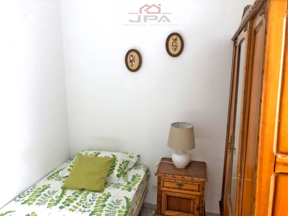 Moradia T4 para Venda em Azinhal Foto 10