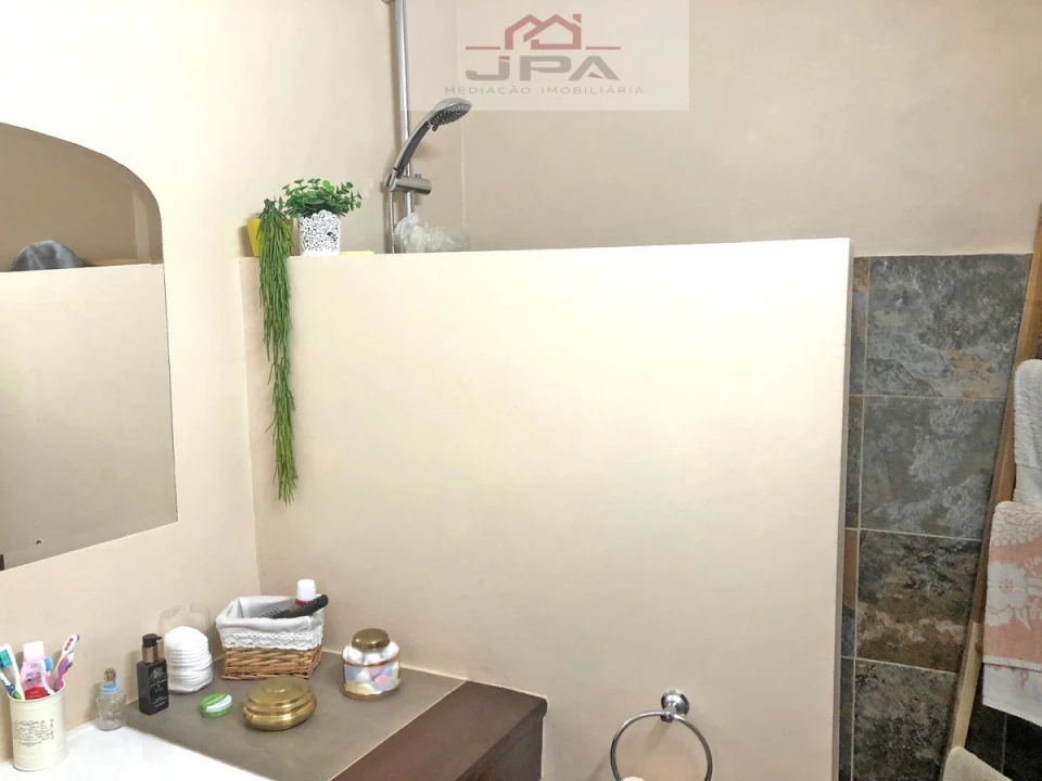 Moradia T4 para Venda em Azinhal Foto 12