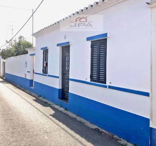 Moradia T4 para Venda em Azinhal Foto 2