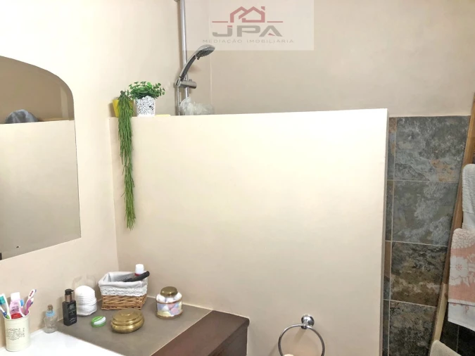 Moradia T4 para Venda em Azinhal Foto 12