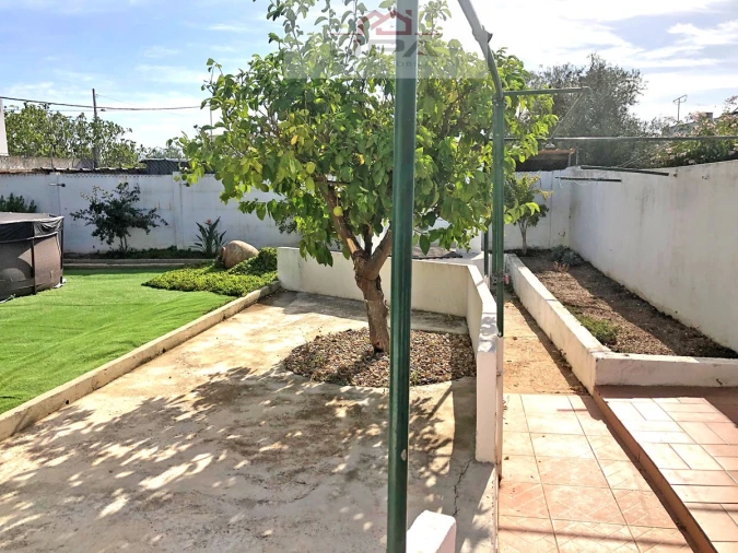 Moradia T4 para Venda em Azinhal Foto 24