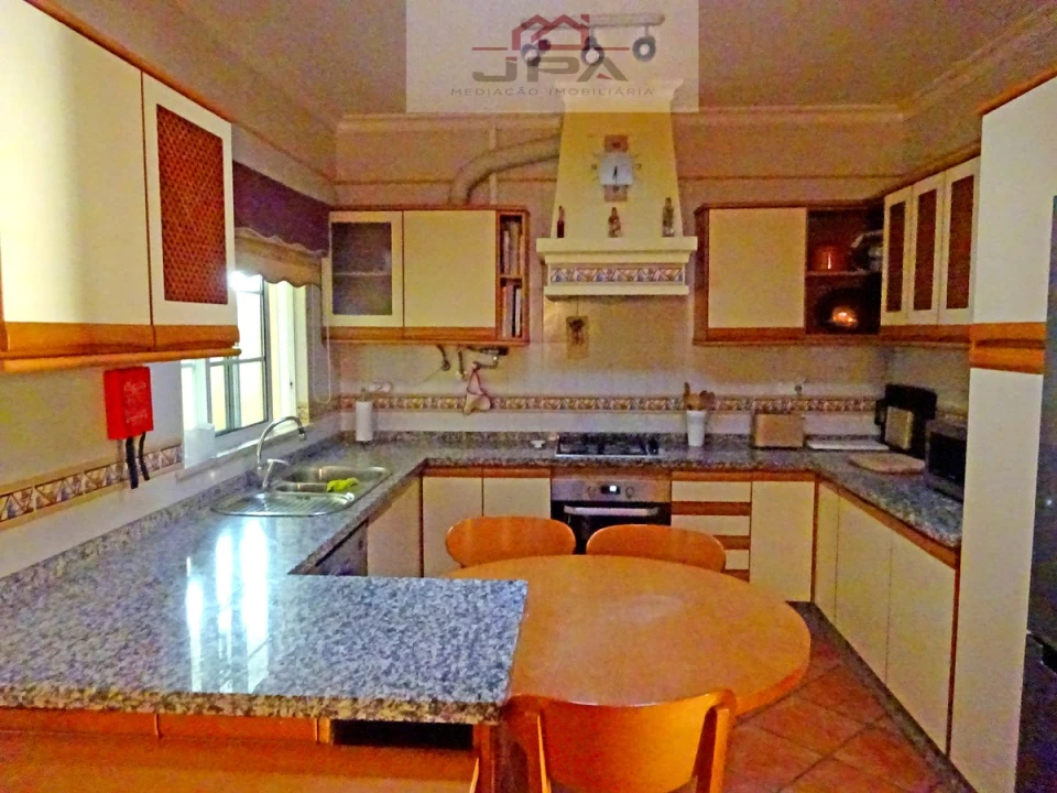 Moradia T5 para Venda em Vila Nova de Cacela Foto 5