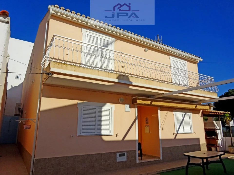 Moradia T5 para Venda em Vila Nova de Cacela Foto 3