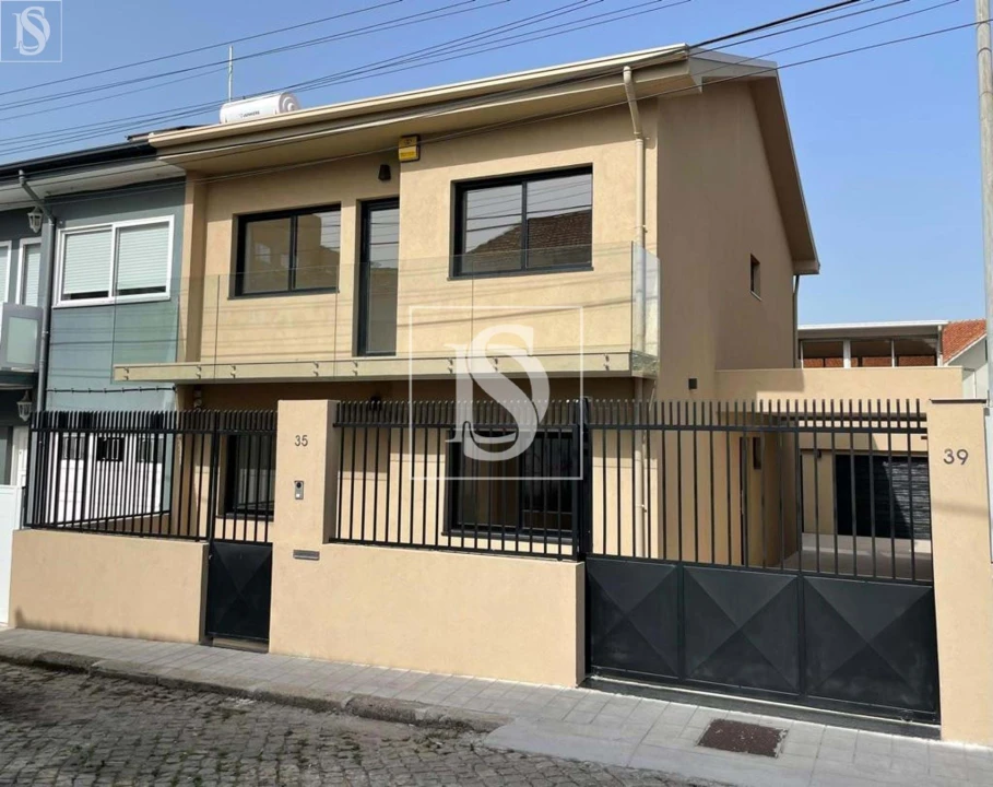 Moradia T3 para Venda em Rio Tinto Foto 1