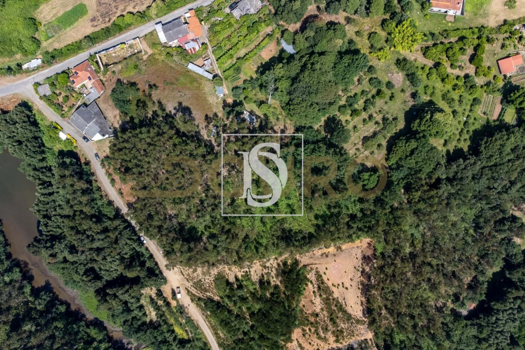 Terreno para Venda em Melres e Medas Foto 5