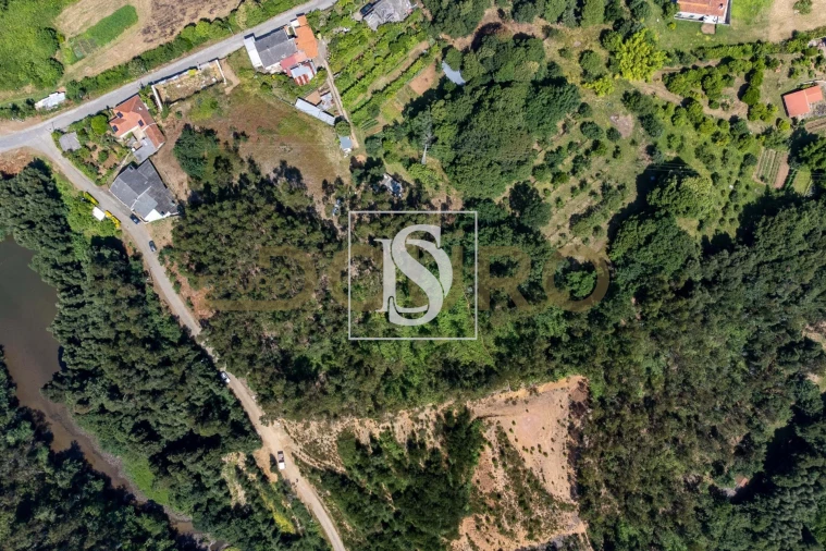 Terreno para Venda em Melres e Medas Foto 5