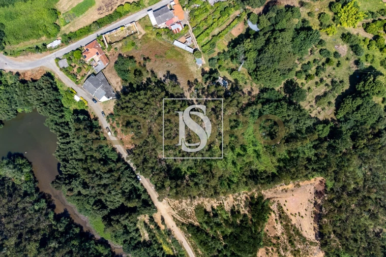 Terreno para Venda em Melres e Medas Foto 3