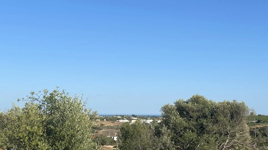 Terreno Misto para Venda em Quelfes