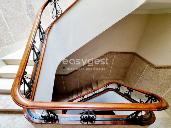 Apartamento T2 para Venda em São Domingos de Benfica Foto 9