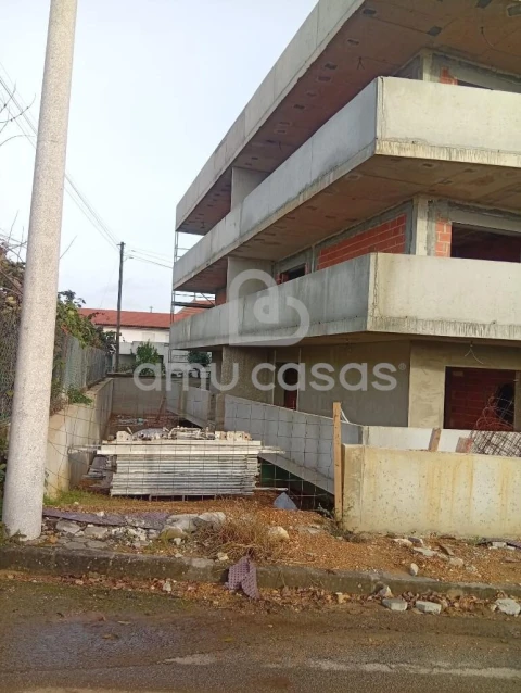 Apartamento T2 para Venda em Loureiro