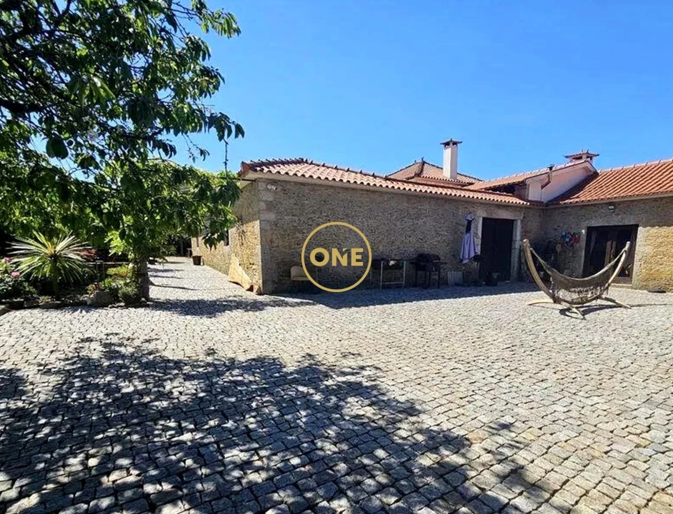 Moradia T4 para Venda em Balazar Foto 1