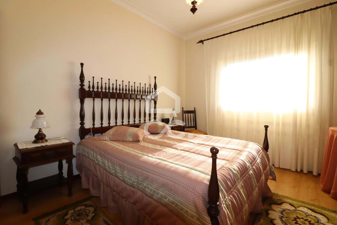 Moradia T5 para Venda em Avelar Foto 11