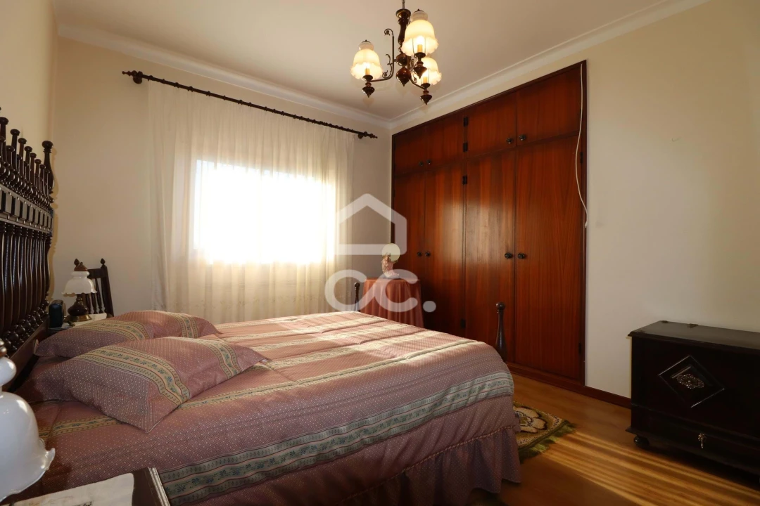 Moradia T5 para Venda em Avelar Foto 10