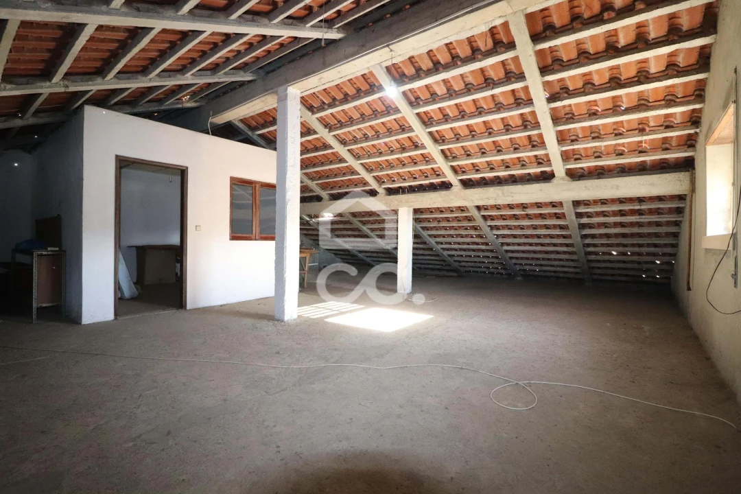 Moradia T5 para Venda em Avelar Foto 16