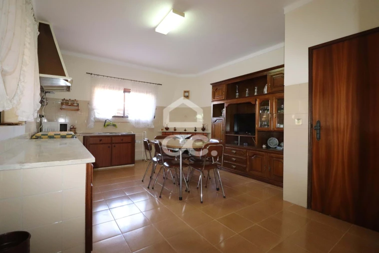 Moradia T5 para Venda em Avelar Foto 5