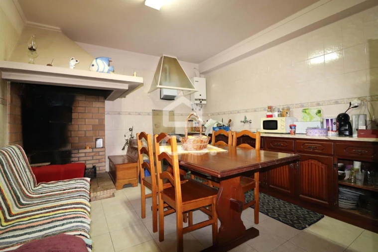 Moradia T5 para Venda em Avelar Foto 26