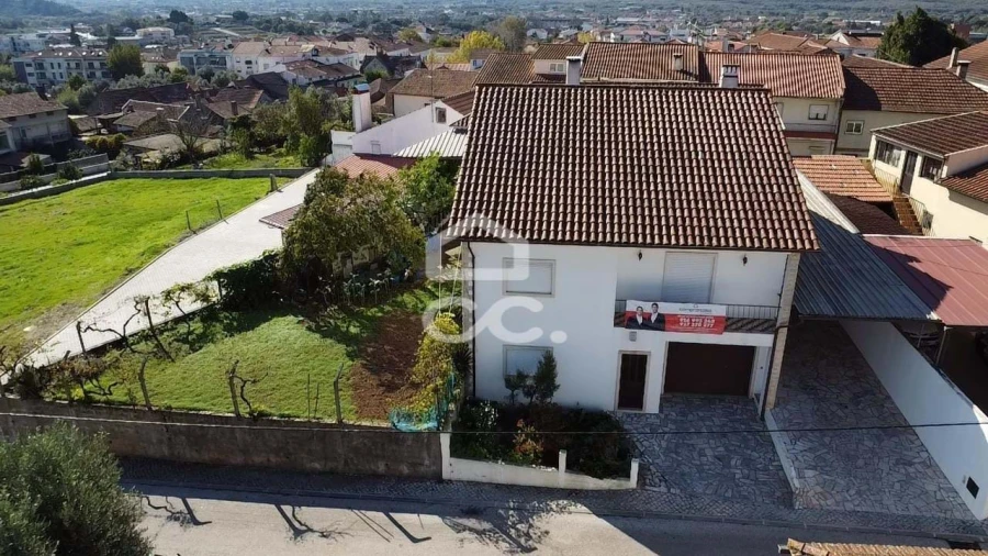 Moradia T5 para Venda em Avelar Foto 3