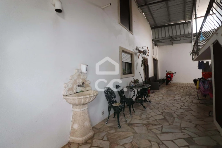 Moradia T5 para Venda em Avelar Foto 24