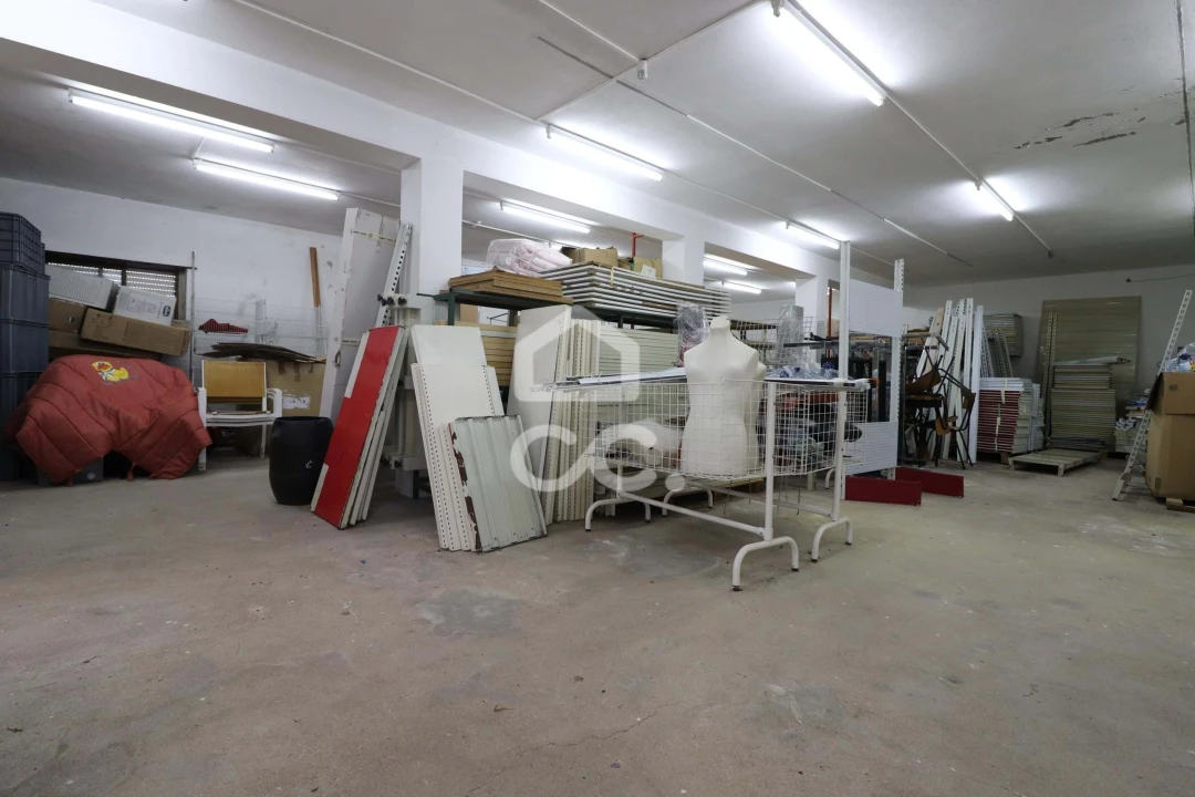 Moradia T5 para Venda em Avelar Foto 24