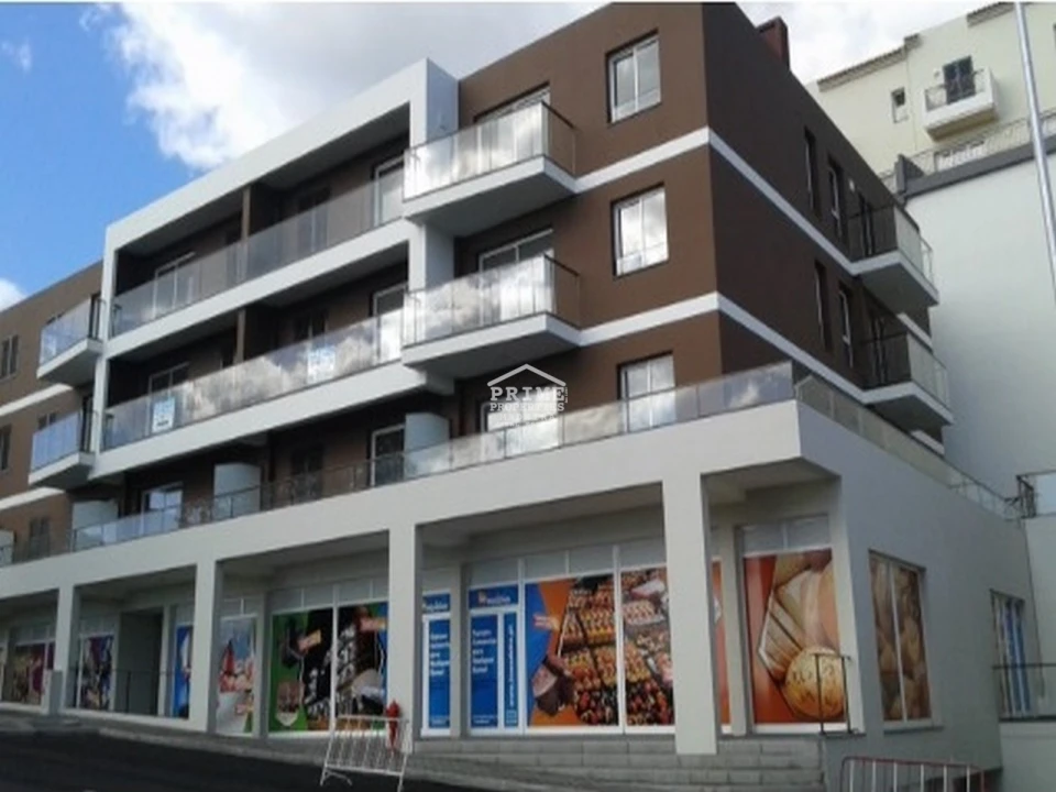 Negócio para Arrendamento em Caniço Foto 4