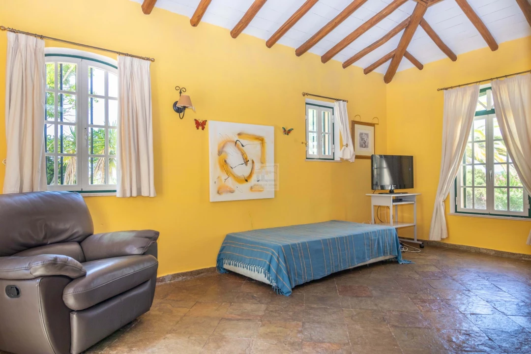 Moradia T5 para Venda em Mexilhoeira Grande Foto 15