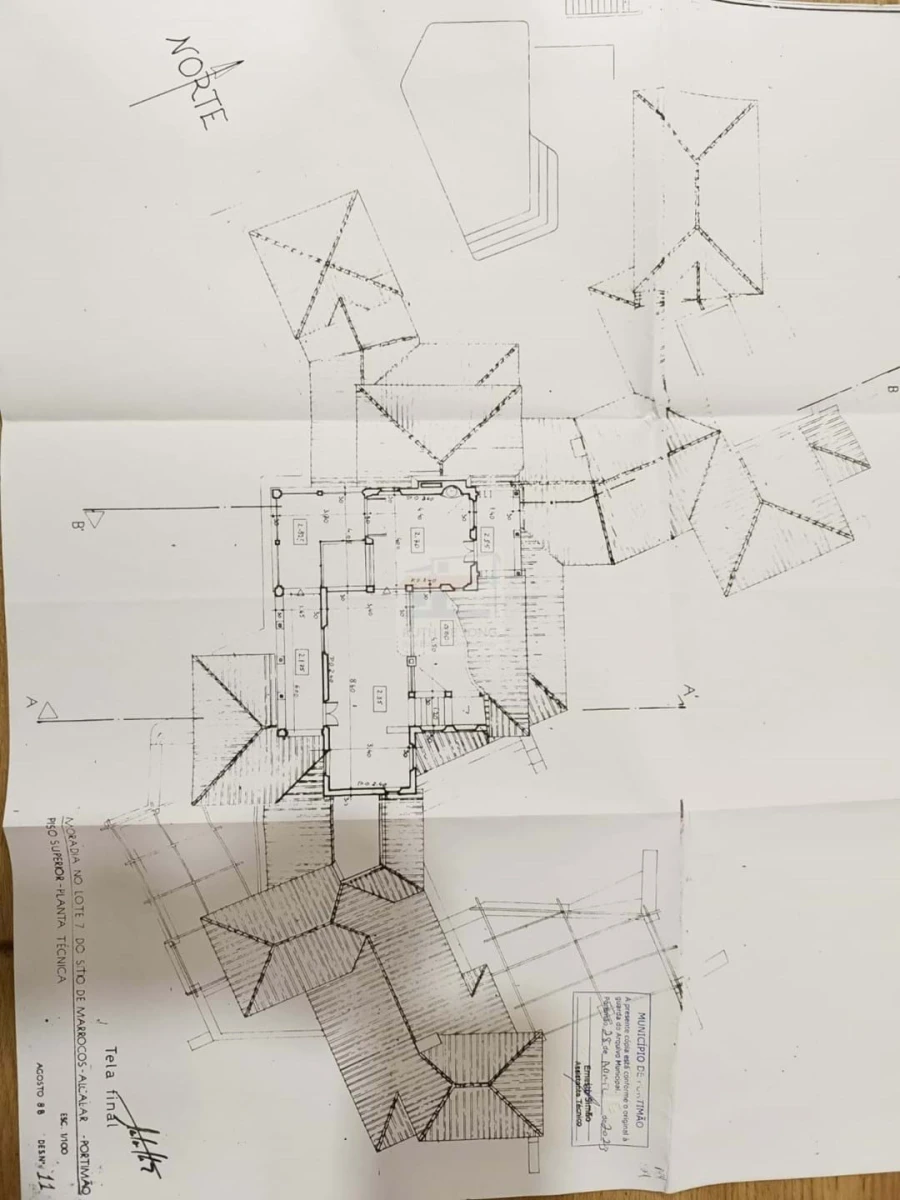 Moradia T5 para Venda em Mexilhoeira Grande Foto 36