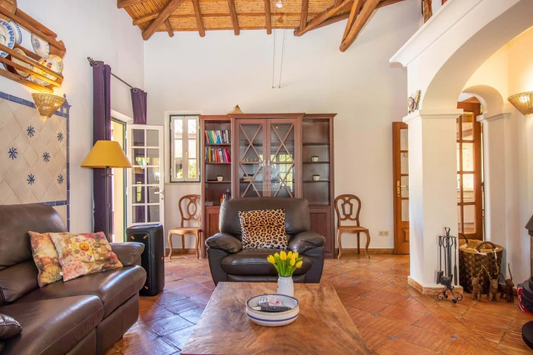 Moradia T5 para Venda em Mexilhoeira Grande Foto 7