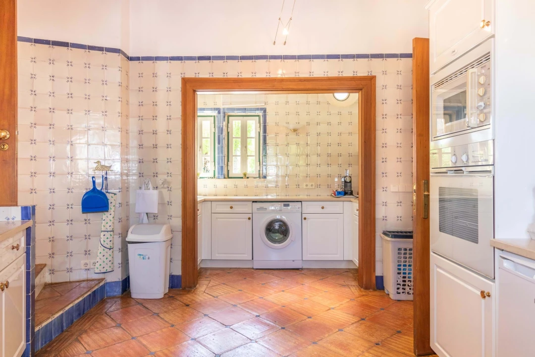 Moradia T5 para Venda em Mexilhoeira Grande Foto 5