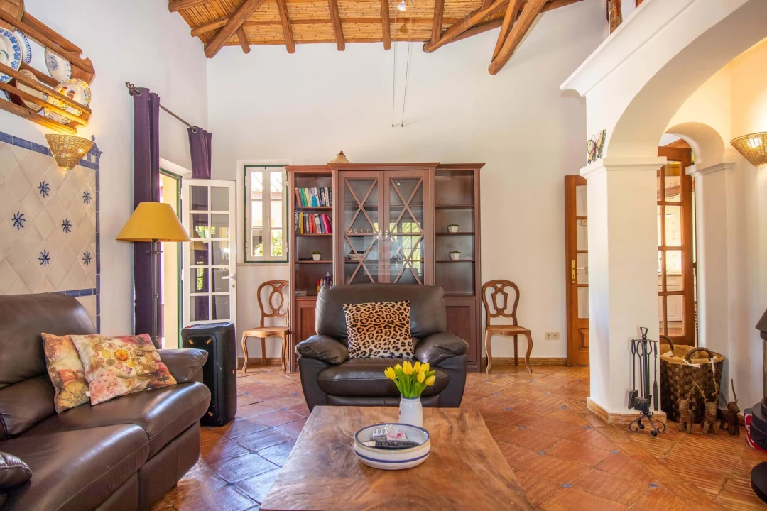 Moradia T5 para Venda em Mexilhoeira Grande Foto 7