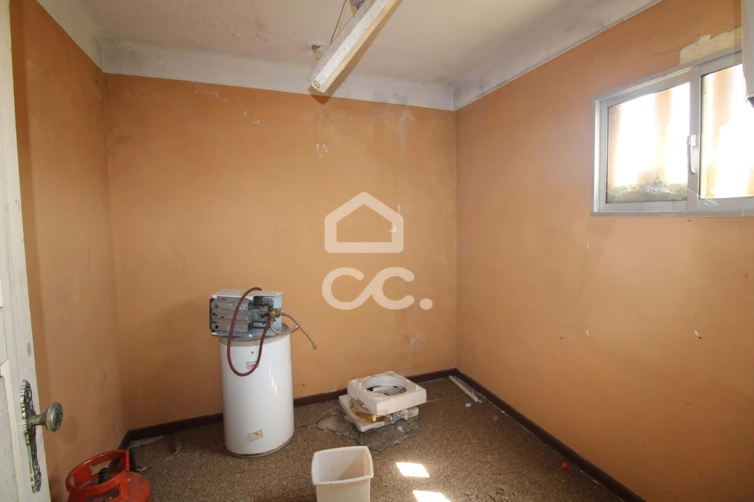 Moradia T4 para Venda em Santa Maria Maior Foto 21