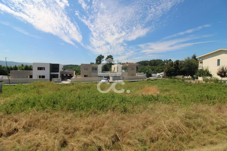 Moradia T4 para Venda em Santa Maria Maior Foto 32