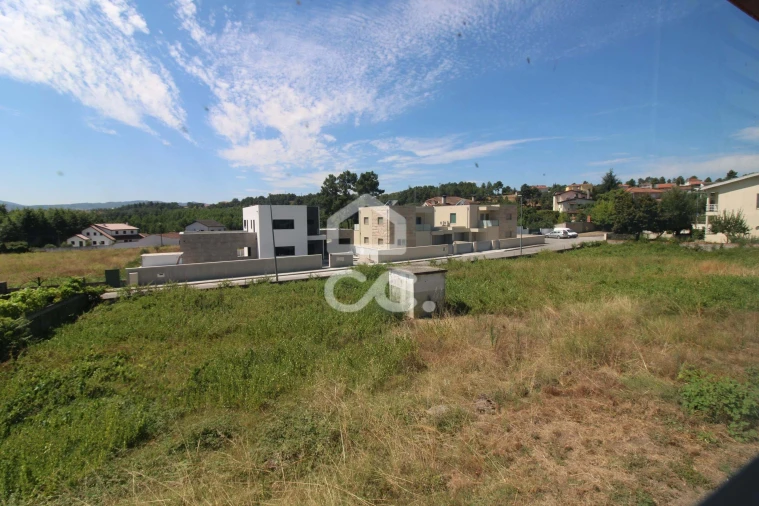 Moradia T4 para Venda em Santa Maria Maior Foto 17