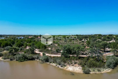 Terreno para Venda em Santo Estêvão