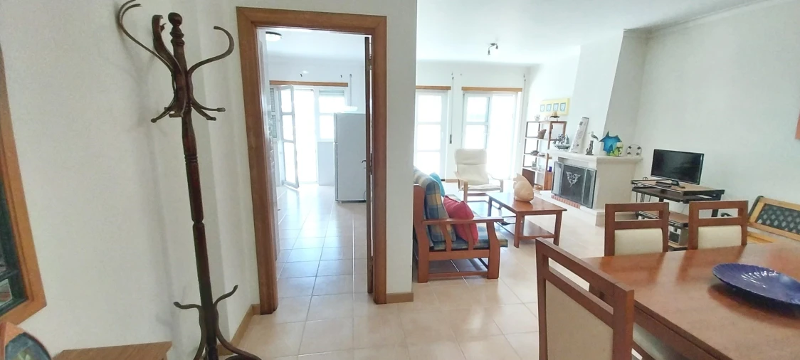 Apartamento T1 para Venda em Ferrel Foto 3