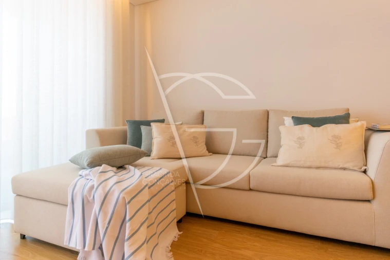 Apartamento T1 para Venda em Canidelo Foto 6