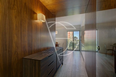 Apartamento T1 para Arrendamento em Aldoar, Foz do Douro e Nevogilde