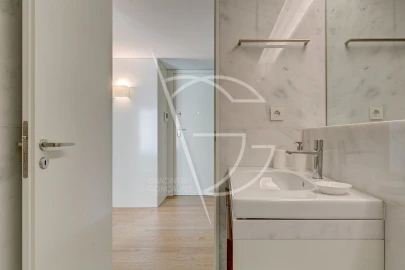 Apartamento T1 para Arrendamento em Aldoar, Foz do Douro e Nevogilde