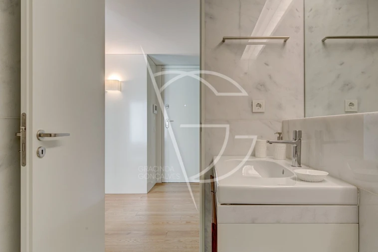 Apartamento T1 para Arrendamento em Aldoar, Foz do Douro e Nevogilde Foto 14