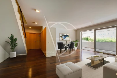 Apartamento T3 para Venda em Lordelo do Ouro e Massarelos