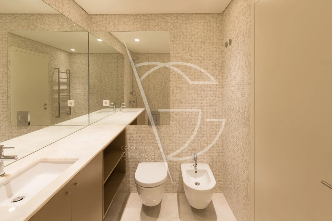 Apartamento T4 para Venda em Bonfim Foto 31
