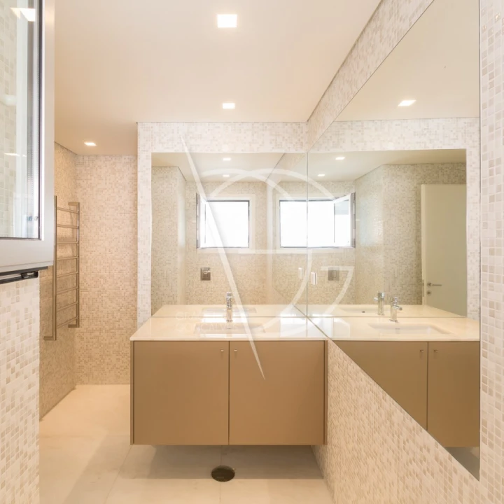 Apartamento T4 para Venda em Bonfim Foto 32