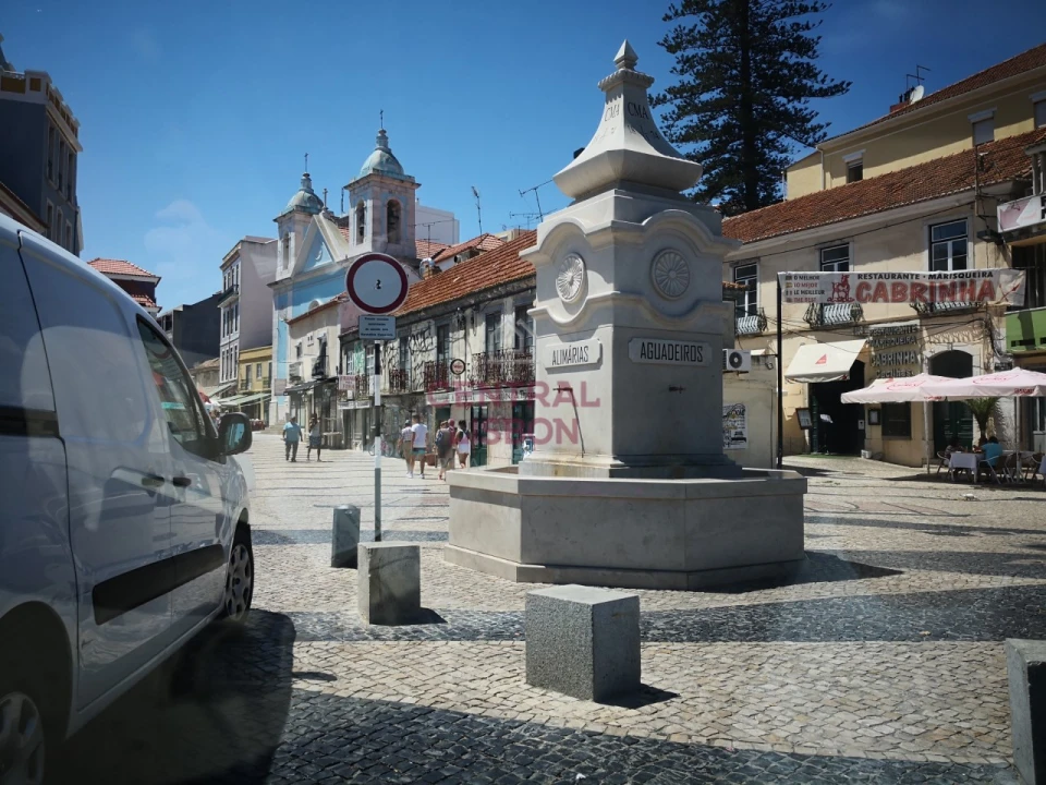 Prédio para Venda em Almada, Cova da Piedade, Pragal e Cacilhas Foto 2