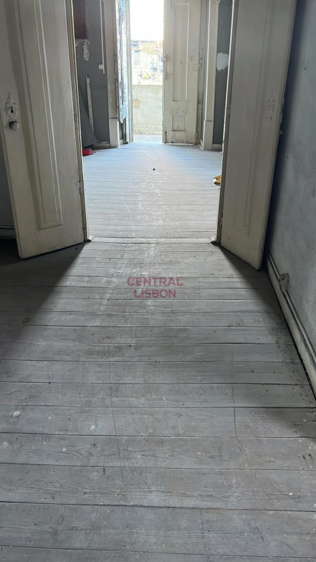 Prédio para Venda em Almada, Cova da Piedade, Pragal e Cacilhas Foto 13