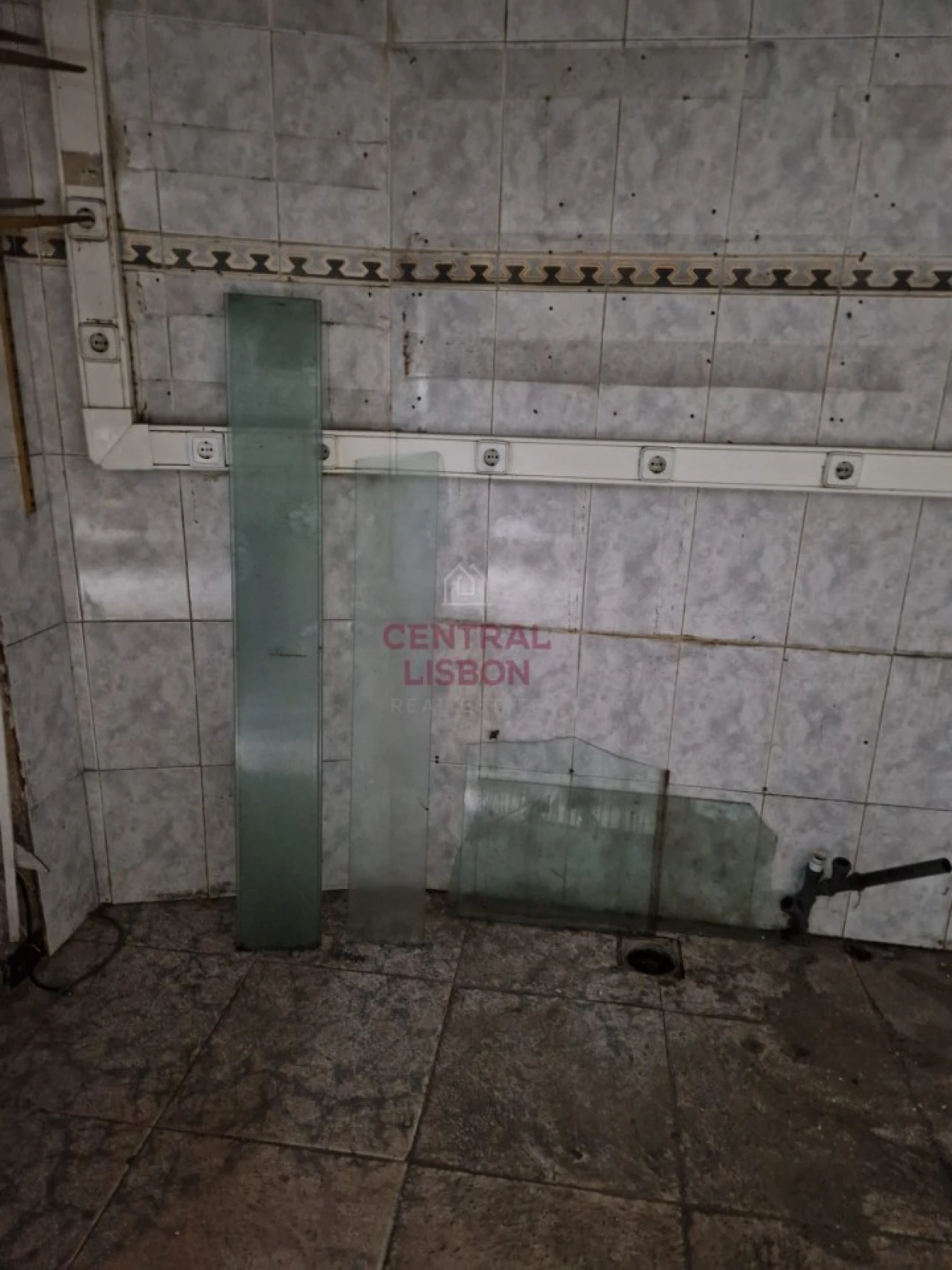 Prédio para Venda em Almada, Cova da Piedade, Pragal e Cacilhas Foto 20