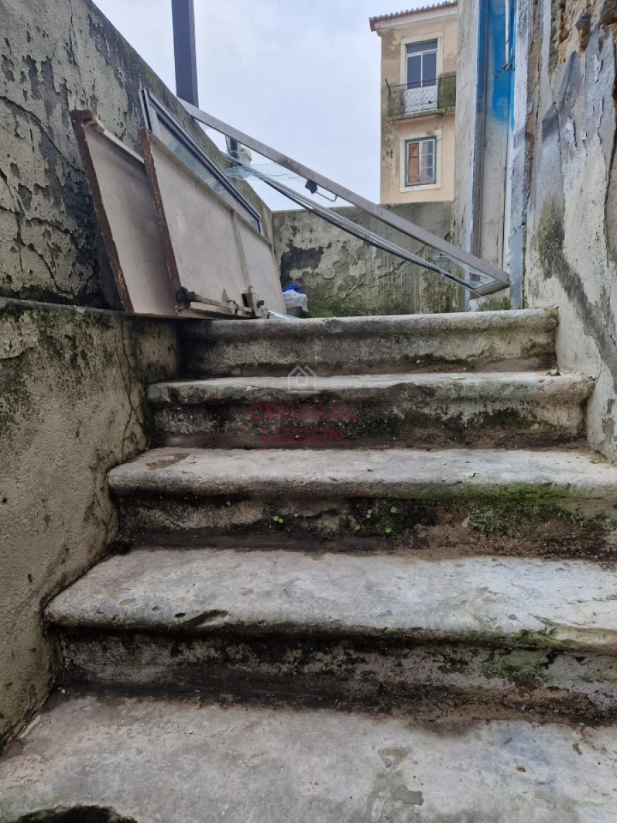 Prédio para Venda em Almada, Cova da Piedade, Pragal e Cacilhas Foto 6