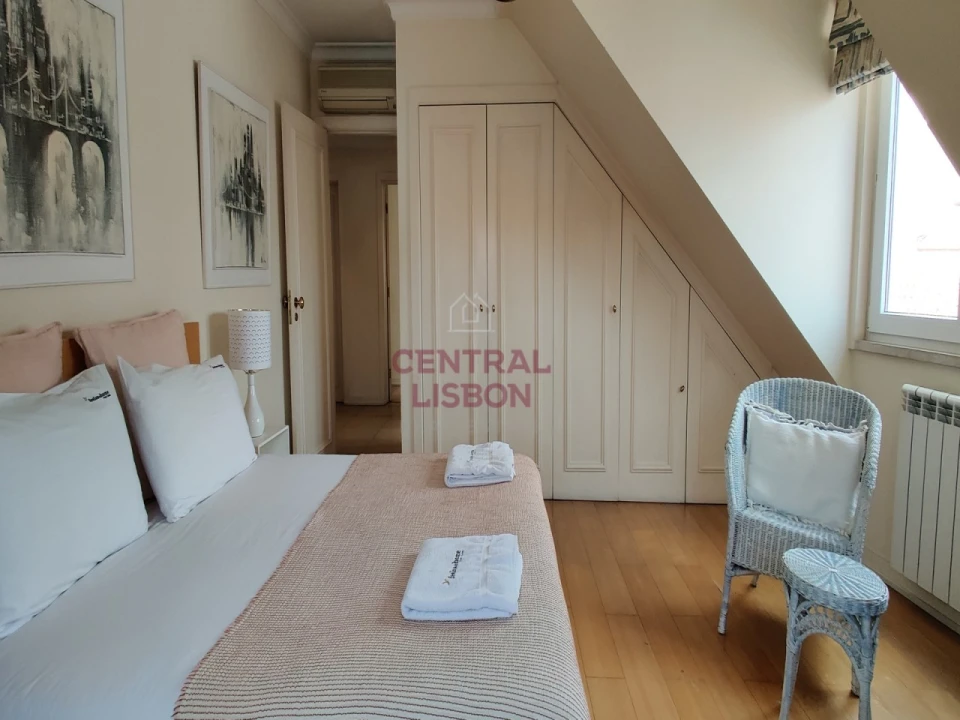 Apartamento T2 para Venda em Misericórdia Foto 10