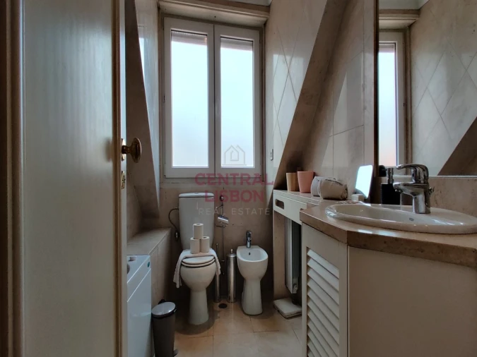 Apartamento T2 para Venda em Misericórdia Foto 18